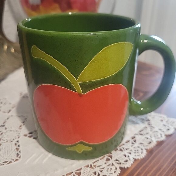 Vintage Waechtersbach Spain Green Red Apple Mug Kitschy Cottage Grandma 70s MCM - Picture 1 of 11